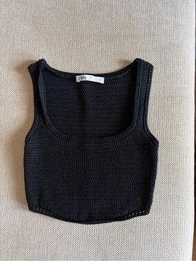 Zara Crochet crop top size small